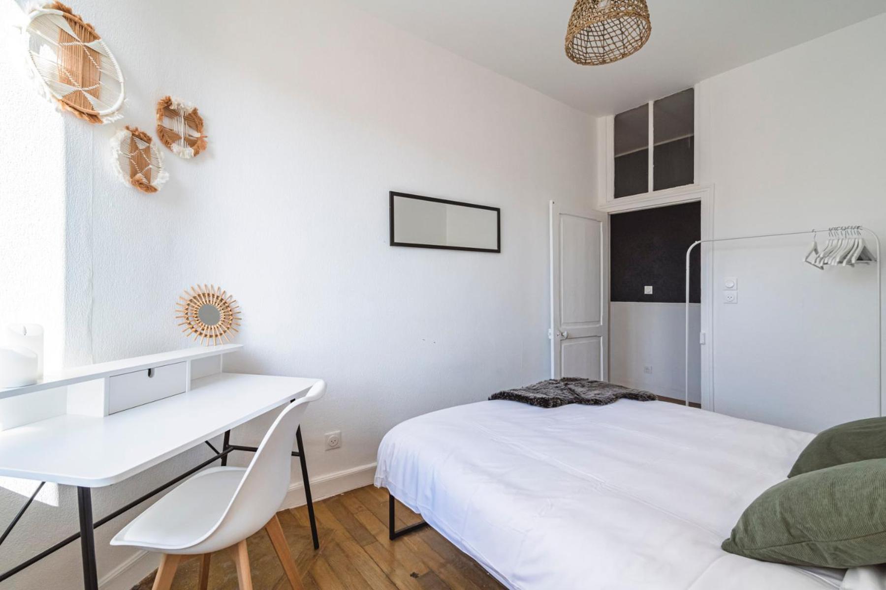 Le Cosy - Charmant 2 Chambres - Hyper Centre Reims Exterior photo